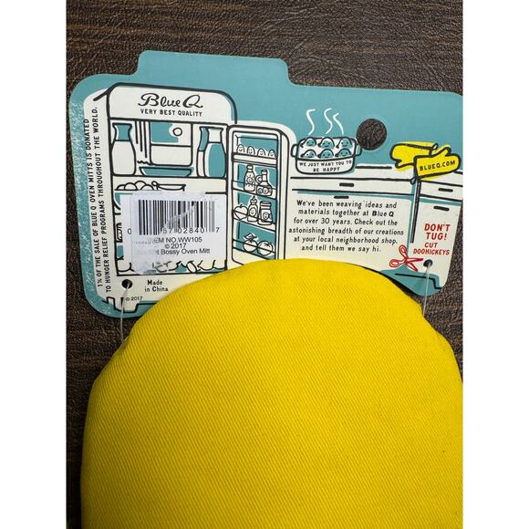 NWT Blue Q His & Hers Couple Set of 2 Hand Oven Mittens Retro Graphics Gift - Picture 4 of 5